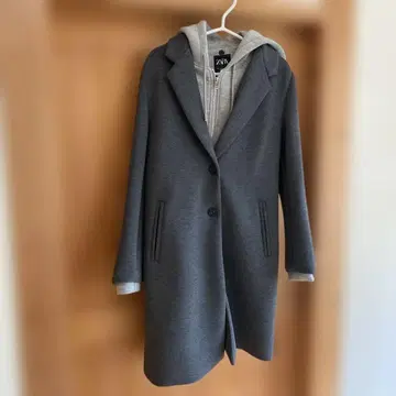 ZARA 후드 부착 그레이 롱 코트