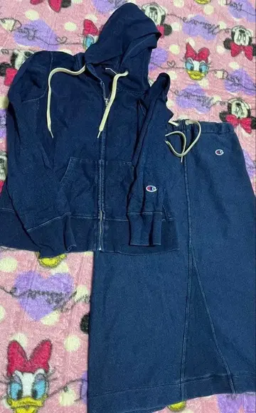 새상품급 champion 챔피온 인디고 후드티 스커트 셋업