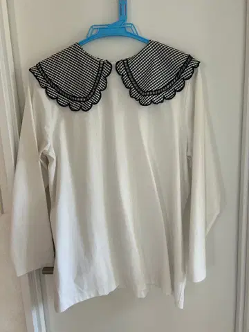 Yori 스캘럽 블라우스