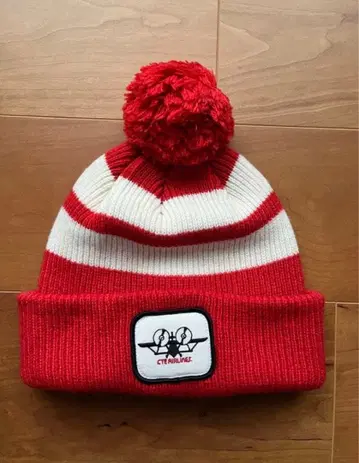 초레어 [ cootie ] 모자 꽁지 니트 kj 착용