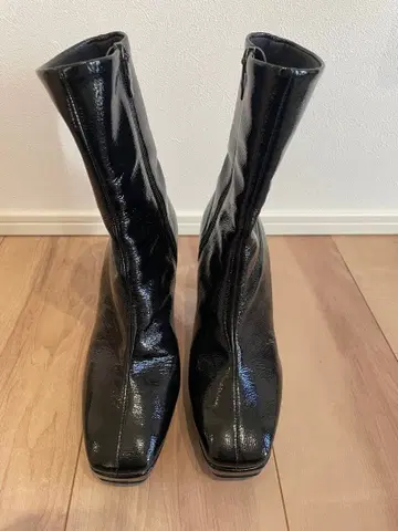 다이애나 에나멜 가죽 부츠 23.5cm 숏 미들 스퀘어