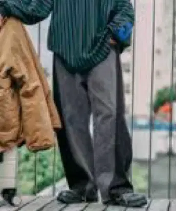 새상품 니코앤드 [be with M] Misayo 데님 팬츠 M 사이즈