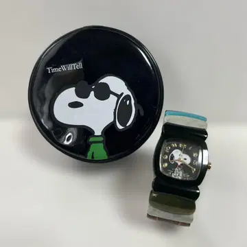 Time Will Tell 타임 윌 텔 스누피 케이스 포함