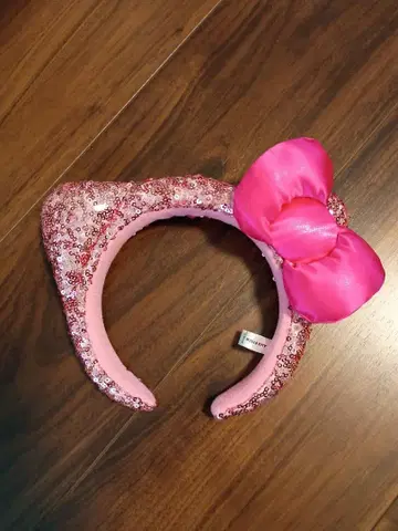 새상품급 유니버셜 (USJ) 헬로키티 머리띠 핑크 스팽글