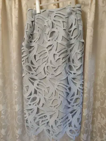 CELFORD 라이트 블루 타이트 스커트 38