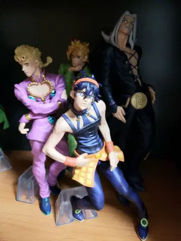 죠죠의 기묘한 모험 제일복권 죠르노, 나란차, 푸고, 아바키오