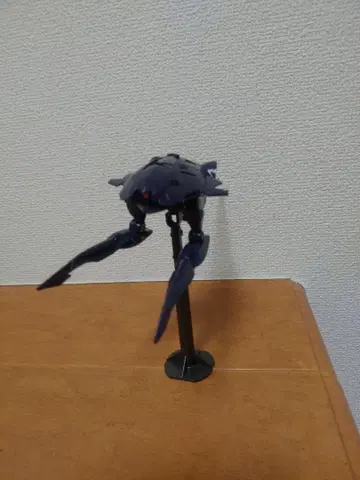 1/144 HG 플루마 스탠드 부속 완성품 상품 동시 300엔 할인