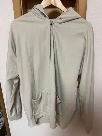 remilla 레미라 지퍼 후드티