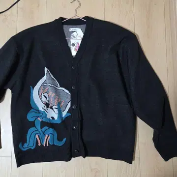 새상품 그라니프 죠죠의 기묘한 모험 고양이풀 워셔블 가디건 (사이즈 L)