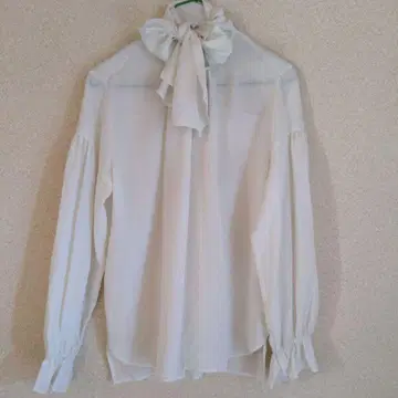INED 화이트 블라우스 소매 프릴 긴팔 사이즈 9