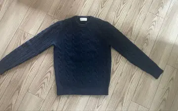 투모로우랜드 캐시미어 스웨터 네이비