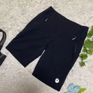 컨디션 최상 MARMOT 마모트 숏팬츠 블랙 나일론 손세탁 가능 M