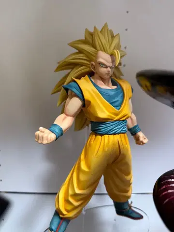 드래곤볼 피규어 리페인트 제일복권 슈퍼 사이어인 3