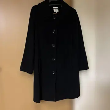 블랙 롱 코트 버튼 포함
