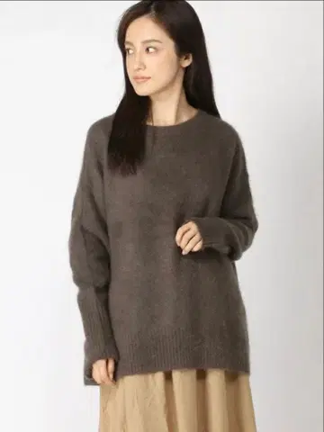 아파트 바이 로리즈 라쿤 니트