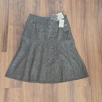 [ 미사용 새상품 ] Modify 모디파이 그레이 플레어 스커트