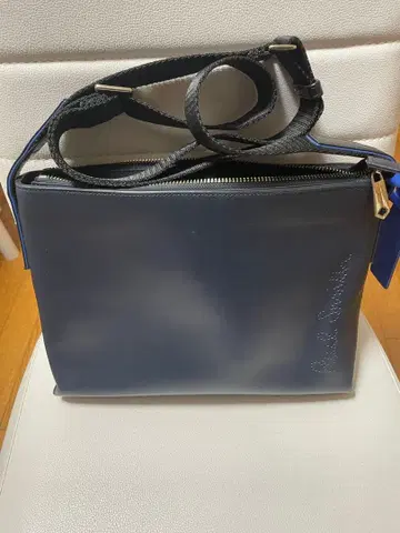 [ 폴스미스 ] 네이비 숄더백 로고 자수