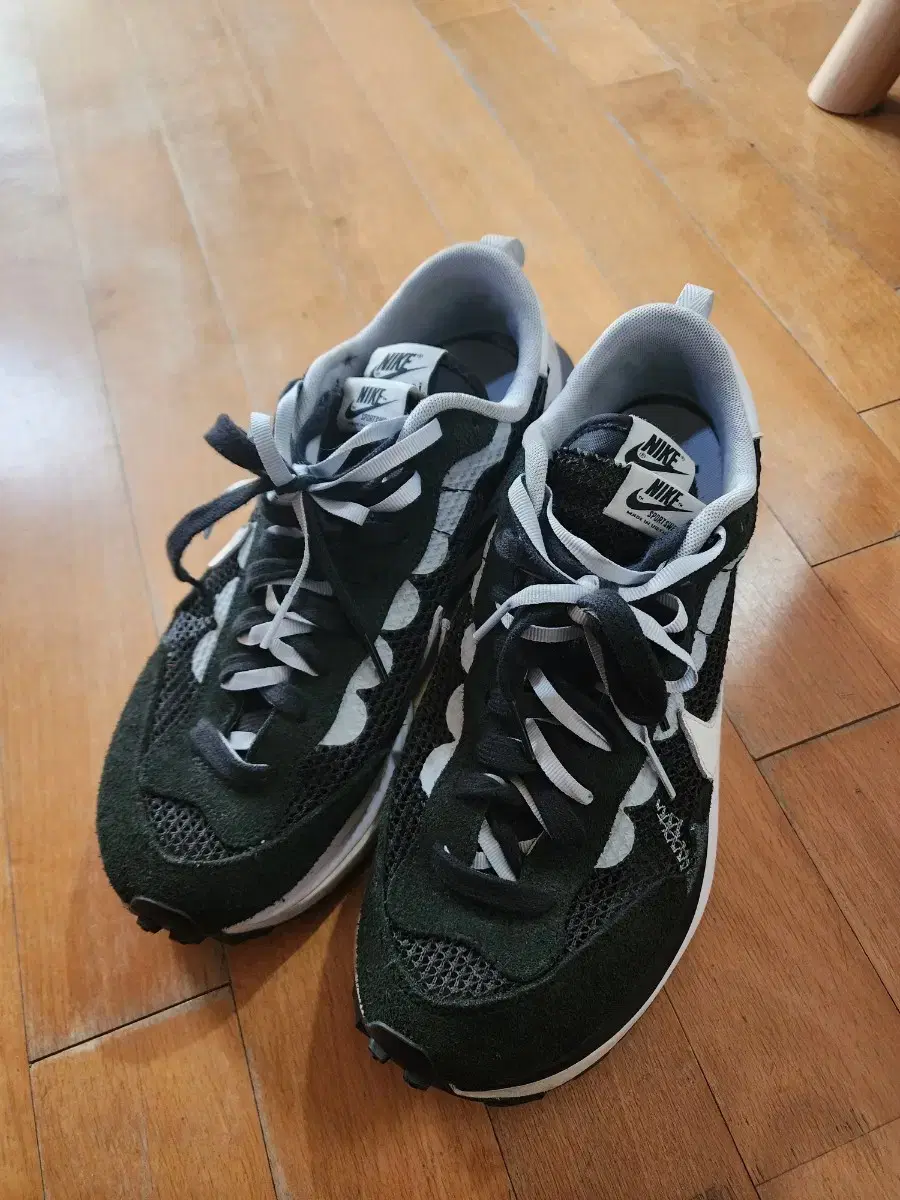 Nike Sacai Vaporwaffle Black White 275