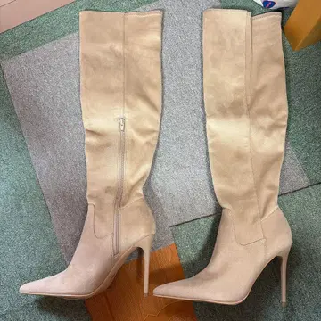 새상품 에이미 이스트 월 스웨이드 부츠 L 베이지