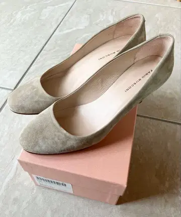 [ 새상품급 ] FABIO RUSCONI 스웨이드 펌프스 38 1/2