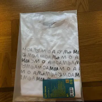 TXT MOA 티셔츠 L 사이즈 미사용 새상품 트레이딩 카드/택 없음