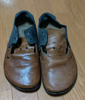 BIRKENSTOCK MONTANA 42