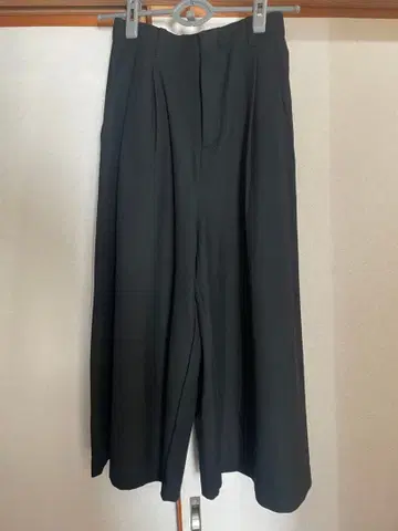 유니클로C 큐롯 블랙 S