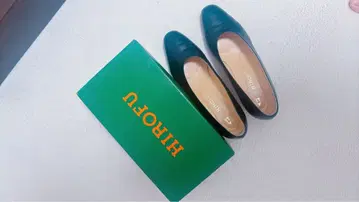 HIROFU 블랙 펌프스