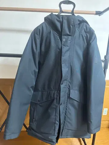 언더아머 후드 부착 자켓 네이비