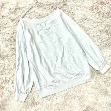 오프숄더 상의 긴팔(M) 페미닌 양산형 성인 여성 스타일 오픈 숄더