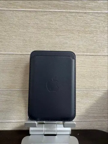 Apple 미드나잇 가죽 카드 케이스