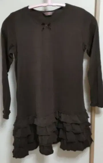 핑크하우스 밑단 프릴이 귀여운 튜닉 새상품급