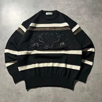 빈티지 블랙 보더 자수 로고 레트로 디자인 니트 스웨터