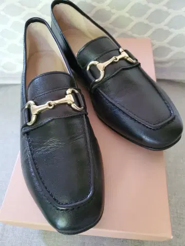 [ 미사용 새상품 박스 포함 ] 코르소 로마 가죽 비트 로퍼