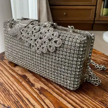 하자품 큐빅 클러치백 체인 포함 반짝이는 파티백