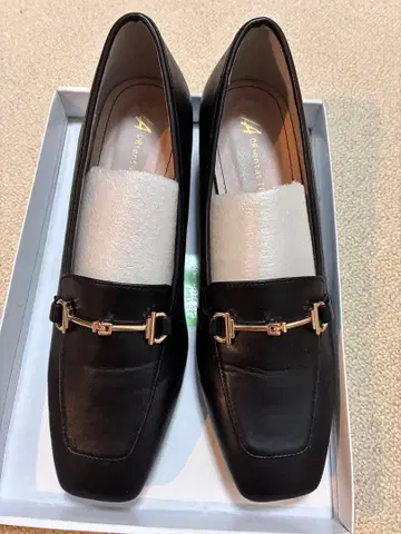 [ 오리엔탈 트래픽 ] 사이즈 39 스퀘어 로퍼 합성 피혁