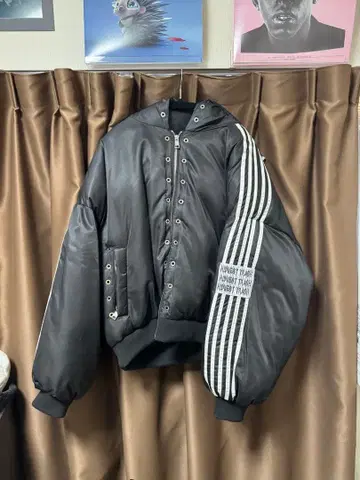 공식 매장 구매 KOI ABYSS 자켓 y2k 루즈