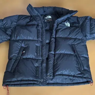 THE NORTH FACE 바르톨로 라이트 다운 블랙