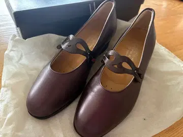 긴자 요시노야 가죽 펌프스 중간 힐 22.5