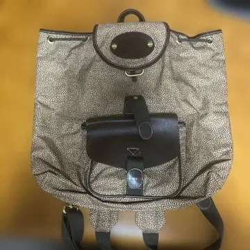 브라운 도트 무늬 백팩 백팩