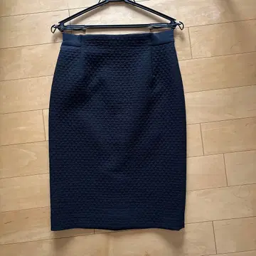 BOSCH 보쉬 bability  슬릿 타이 트 스커트 블랙