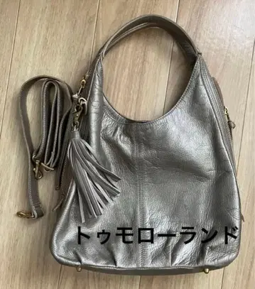 비올라돌로 골드 태슬 부착 숄더백