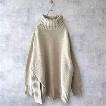 새상품급 쉽스 사이드 슬릿 터틀 니트 풀오버 be