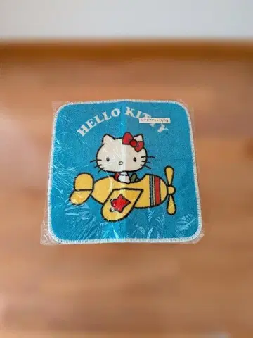 헬로키티 비행기 플로어 매트