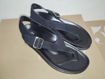 ZARA 스웨이드 블랙 플랫 플립플랍 39