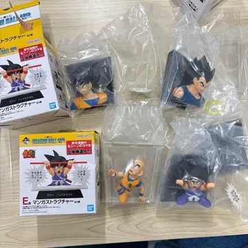 제일복권 E상 드래곤볼 E.만화 스트럭처 4체 세트