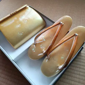 골드 나비 무늬 일본 의류용 백과 조리 세트