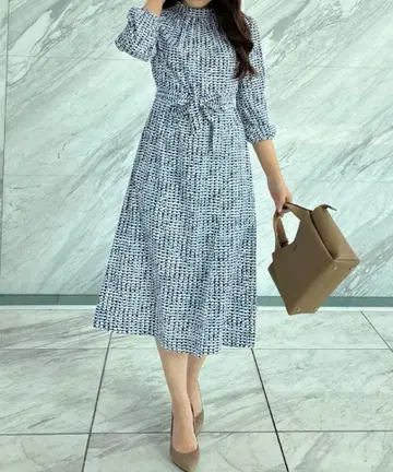 쿠 드 샹스 지오메트릭 패턴 플레어 원피스