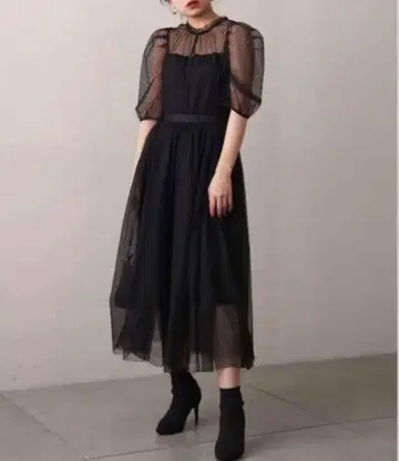 도트 튤 절개 플레어 드레스 salon by chico