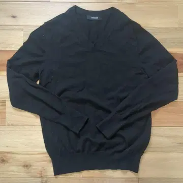 UNTITLED 블랙 V넥 긴팔 스웨터